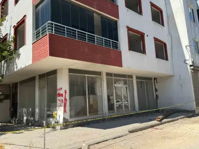 Adıyaman’da Hasarlı Bina Depremle Sarsıldı: Mahallede Büyük Korku