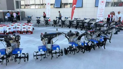 Adıyaman’da Çiftçilere Tarım Alet ve Ekipmanı Desteği Sağlandı