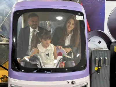 Sınıf Başkanlığını Kaybeden Minik İrem'in Hayali Balıkesir'de Gerçekleşti