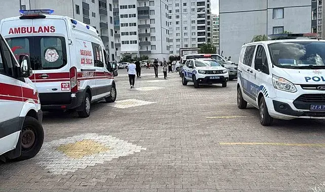 Diyarbakır'da ev yangınında 1 kişi dumandan etkilendi