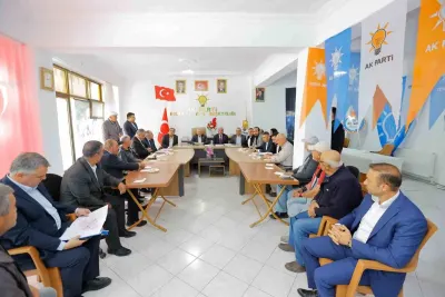 Başkan Büyükkılıç’tan Üç İlçede Yoğun Saha Mesaisi: Muhtarların Taleplerini Yerinde Dinledi