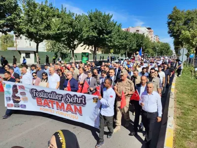 Batman’da Festivaller Şehri Temalı Etkinlikler Kortej Yürüyüşüyle Başladı
