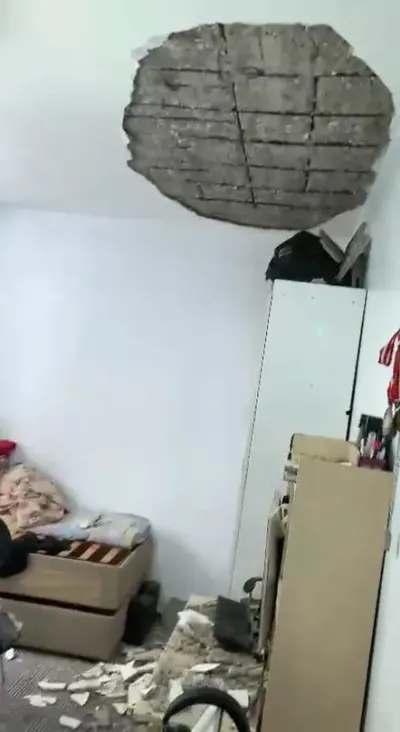 Gaziantep'te Deprem Sonrası Evin Tavanı Çöktü