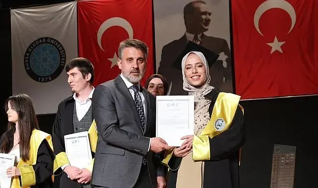 Başkan Vekili Şahin Biba'dan genç mimarlara tavsiyeler
