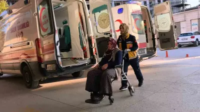 Bursa'da Cenaze Dönüşü Kaza: Otomobil Dere Yatağına Uçtu, 5 Yaralı