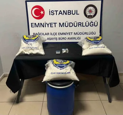 Bağcılar'da Uyuşturucu Deposuna Polis Baskını: Yaklaşık 23 Kilogram Madde Ele Geçirildi