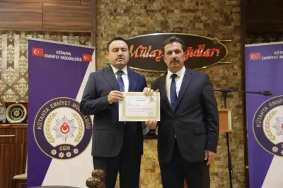 Çankırı Emniyet Müdürlüğüne Atanan Osman Elbir'e Kütahya'da Veda Gecesi