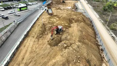 İzmit Ayazma Kültür Merkezi Projesinde Temel Kazısı Başladı