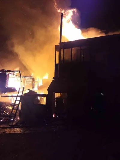 Bolu Gerede'de Ahşap Samanlıkta Başlayan Yangın Eve Sıçradı