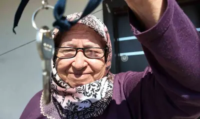 Mersin'de 33 Yıllık Hayatın Ardından İlk Kez Ev Sahibi Oldu