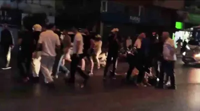 Antalya'da Korna Tartışması: Motosikletli Genç Cadde Ortasında Darp Edildi