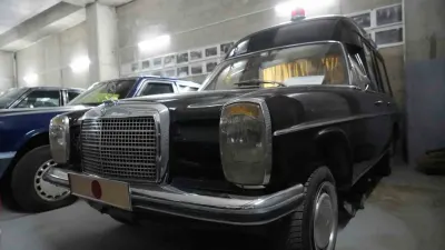 Turgut Özal'ın Vefat Ettiği O Tarihi Ambulans Yıllardır Koleksiyoner Tarafından Korunuyor