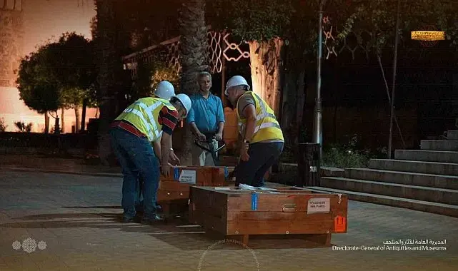 Fransa'nın aldığı 15 tarihi eser 15 yıl sonra Şam'a teslim edildi