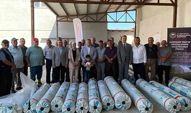 Sinop'ta 83 çiftçiye yüzde 50 hibeli sera örtüsü desteği