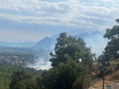 ANTALYA'DA ORMAN YANGINI: EKİPLER HAVADAN VE KARADAN MÜDAHALE EDİYOR