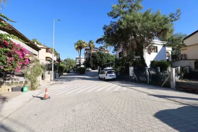 Marmaris Adaköy Mahallesi'nde Yol Yenileme Çalışmaları Tamamlandı