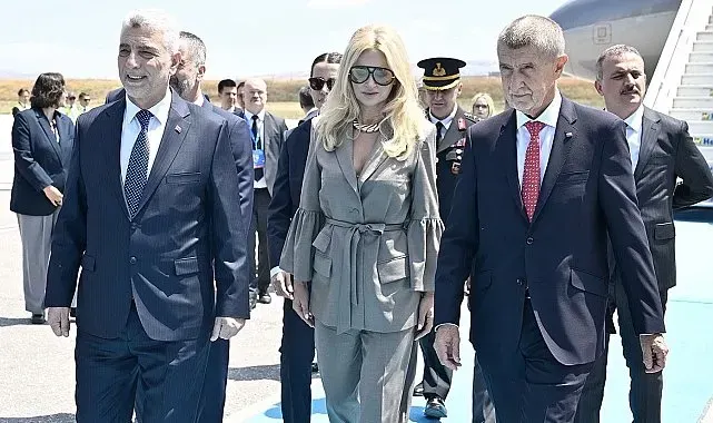 Bakan Bolat: "Türkiye ile Çekya arasındaki iş birliğimizi daha da ileri taşımaya yönelik güçlü irademizi sürdürüyoruz"