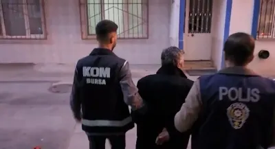 Bursa merkezli kooperatif operasyonunda sağlıkçıları dolandıran 12 şüpheli yakalandı