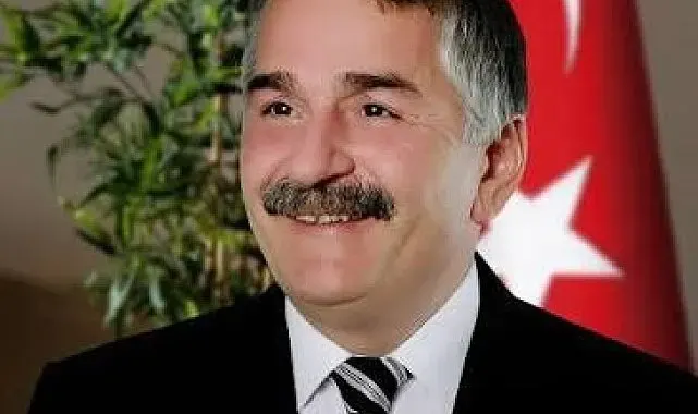 Arifiye Belediye Başkanı İsmail Karakullukçu, kalp krizi şüphesiyle hastaneye başvurdu