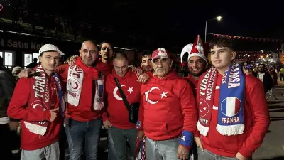 A Milli Takım'ın Fransa maçı öncesi Kocaeli'de büyük coşku