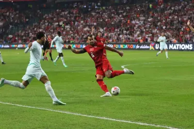 A Milli Futbol Takımı Fransa ile Kocaeli'de Karşılaşıyor: İlk 15 Dakika Golsüz Geçildi