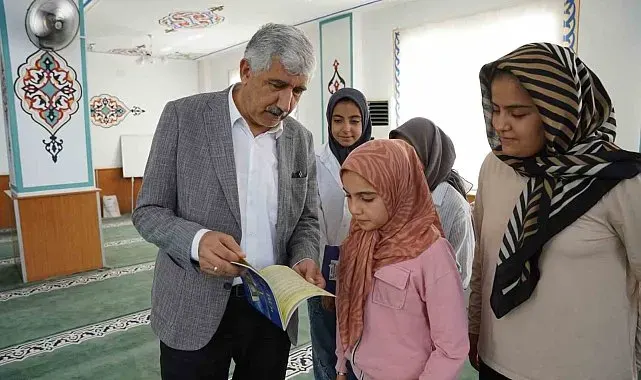 Başkan Hallaç çocukların Kur'an heyecanına ortak oldu