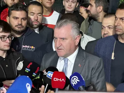 Bakan Bak'tan Fransa Maçı Değerlendirmesi: Bizim Çocuklar İyi İşler Yapacak