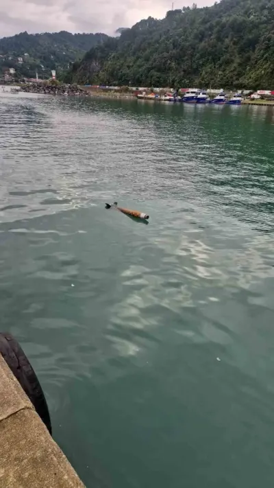 Hopa Sugören Limanı'nda Deniz Yüzeyinde Roket Benzeri Cisim Alarmı
