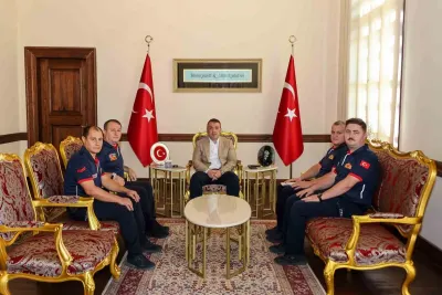 Bilecik Valisi Faik Oktay Sözer'den İtfaiye Personeline Kabul