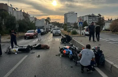 Aydın'da Motosikletler Çarpıştı: Üç Kişi Yaralandı
