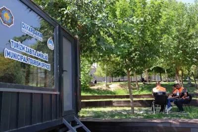 Dünyayı Gezdi, Diyarbakır Surları İçin Zabıta Oldu