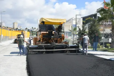 Kuşadası Belediyesi Kent Genelinde 68 Ayrı Noktada Yol Çalışması Yürüttü
