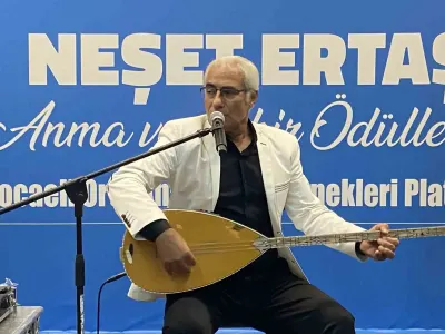 Kocaeli'de Neşet Ertaş Unutulmadı: Şehir Ödülleri Sahiplerini Buldu