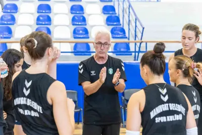 Manavgat Belediyespor Kadın Voleybol Takımı Yeni Sezon İçin Sahaya İndi