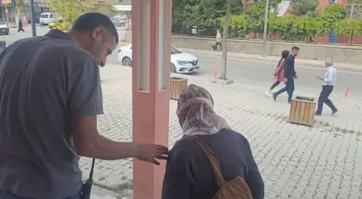 Elazığ'da zabıta operasyonunda yakalanan dilencilerin bahaneleri pes dedirtti