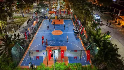 Turgutreis Atatürk Meydanı'nda 3x3 Streetball Turnuvası Heyecanı