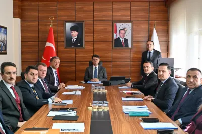 Uşak'ta Sosyal Yardımlaşma ve Dayanışma Vakıflarının Çalışmaları Masaya Yatırıldı