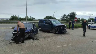 Giresun'da Otomobiller Çarpıştı: 2 Sürücü Yaralandı