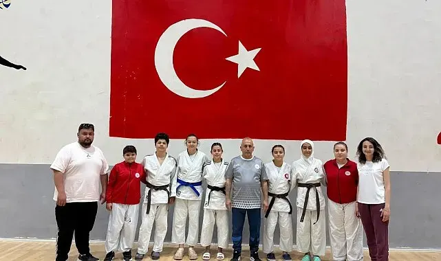 Kütahya Belediyespor judoda madalyaları topladı
