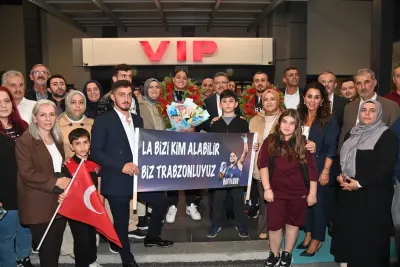 Avrupa Şampiyonu Boksör Havvanur Kethüda Trabzon'da Coşkuyla Karşılandı