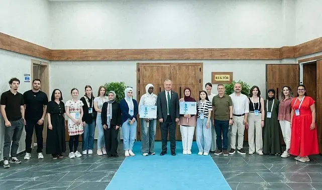13 ülkeden gelen öğrenciler EBYÜ'de Türkçe öğreniyor