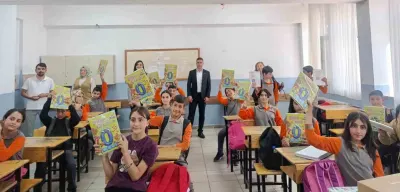 VAN GÜRPINAR'DA ÖĞRENCİLER BİLİM VE TEKNOLOJİYLE TANIŞTI