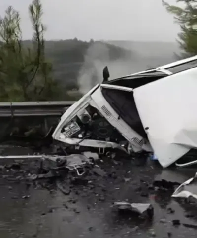 Muğla'da Otomobiller Çarpıştı: 1 Kişi Hayatını Kaybetti, 2 Yaralı Var