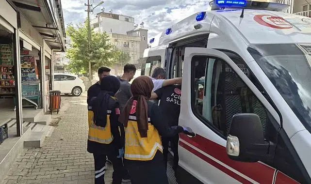 Motosikletle çarpışan otomobil sürücüsü kaçtı: 1 yaralı