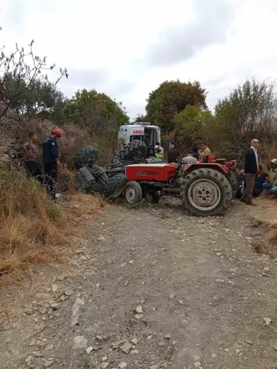 Manisa'da Facia: Traktör Devrildi, 2 Kişi Yaşamını Yitirdi
