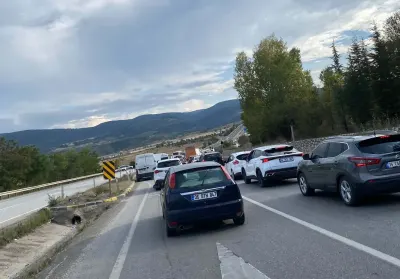 21 İlin Geçiş Noktasında Yol Çalışması Kilidi