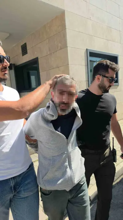 Sakarya'da Şüphe Üzerine Durdurulan Şahıs Uyuşturucuyla Yakalandı