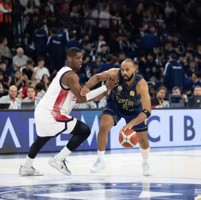 Bahçeşehir Koleji Sezona Hızlı Başladı: Fenerbahçe'yi 98-83 Mağlup Etti