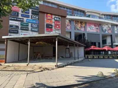 Erzurum MNG AVM Önünde Kaldırım İşgali Tepki Çekiyor