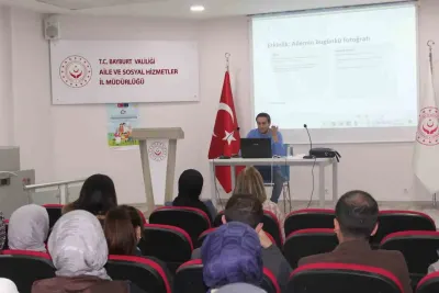 Bayburt'ta Sosyal Hizmet Personeline Aile Yaşam Döngüsü Eğitimi